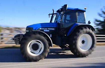 «Πυρετός» στα αγροτικά μπλόκα: Προετοιμασίες για την «κάθοδο» στην Αθήνα, διαπραγματεύσεις για την παρουσία τρακτέρ