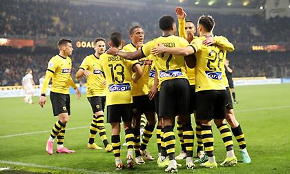 Το… πάρτι της επιστροφής του κόσμου στις εξέδρες και τα πειράγματα Βίντα-Άμραμπατ: Η παρακάμερα του ΑΕΚ-Κηφισιά