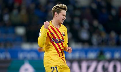 Ντε Γιονγκ: «Ψέματα όσα γράφονται για το μέλλον μου, είμαι χαρούμενος στην Μπαρτσελόνα»