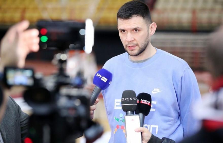 Πρόβλημα με Παπανικολάου στην Εθνική: Μαγνητική για ενοχλήσεις στη γάμπα Πρόβλημα με Παπανικολάου στην Εθνική: Μαγνητική για ενοχλήσεις στη γάμπα