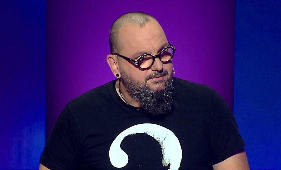 Ο Μονομάχος: Ο αντισυμβατικός τρόπος σκέψης του τον οδηγεί σε μια αναμέτρηση-ντέρμπι!