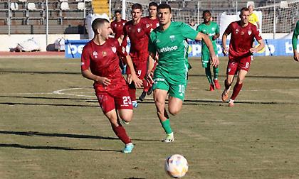 Super League 2: Όλα τα φώτα στη Θεσσαλία για το ντέρμπι κορυφής - Μάχη πεντάδας στο «Σεραφείδειο» για ΑΕΚ Β και Ηρακλή