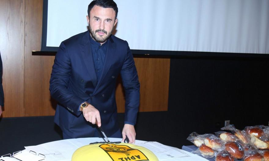 Καρυπίδης: «Ο Άρης και ο κόσμος περιμένουν ένα τρόπαιο εδώ και 54 χρόνια»