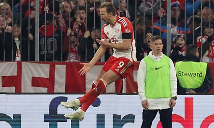 Μέγας Χάρι Κέιν, ξελάσπωσε στο 91' την προβληματική Μπάγερν και τη διατήρησε ζωντανή στη μάχη του τίτλου!