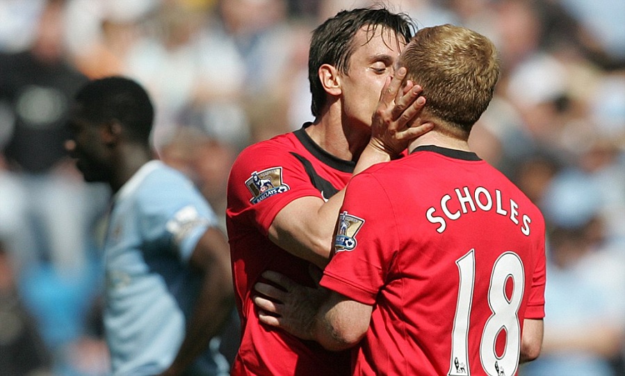 Αγγλία: Παίκτες της Ίστλεϊ φιλήθηκαν στο στόμα μετά από γκολ