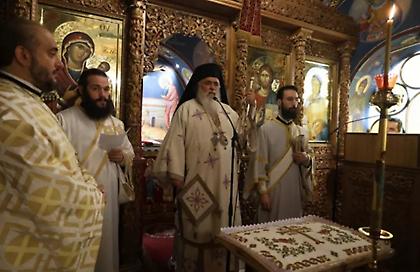 Θεσσαλονίκη: Συγκίνηση στο ετήσιο μνημόσυνο για τα θύματα του δυστυχήματος στα Τέμπη