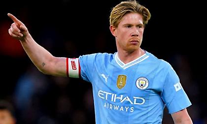 Με 100 εκατ. λίρες και άνω θα εξετάσει την παραχώρηση του Ντε Μπρόινε η Μάντσεστερ Σίτι