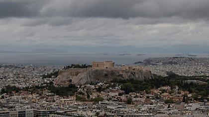 Επικαιροποίηση του δελτίου της ΕΜΥ: Προ των πυλών η κακοκαιρία – Πώς θα κινηθούν τα έντονα φαινόμενα