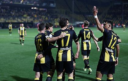 Οι πανηγυρισμοί, τα χαμόγελα και το γεμάτο «Κλ. Βικελίδης»: Η παρακάμερα του Άρης-Βόλος