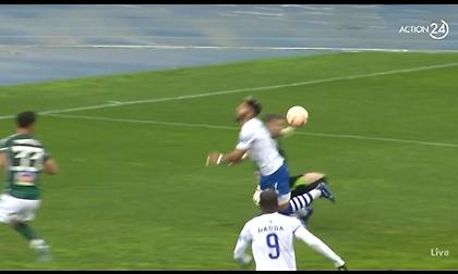 Το πέναλτι που ζήτησε ο Ιωνικός σε μαρκάρισμα του Ξενόπουλου πάνω στον Σαλίνας