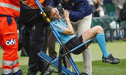 Το βίντεο από τη σύγκρουση της βοηθού διαιτητή με την κάμερα στο Μπέτις-Αθλέτικ Μπιλμπάο