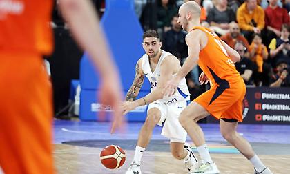 Το καθοριστικό καλάθι του Τολιόπουλου που έβαλε τις βάσεις για τη νίκη στην Ολλανδία