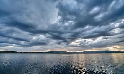 Με κακοκαιρία μας αποχαιρετά ο Φλεβάρης: Συννεφιασμένο «το σκηνικό» του καιρού για τις επόμενες τρεις μέρες