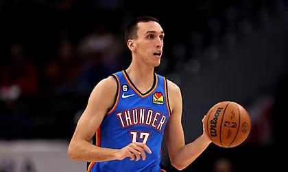 Υπογράφει στους Χόρνετς και γίνεται συμπαίκτης με τον Μίτσιτς ο Ποκουσέφσκι!