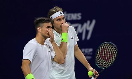 Αποκλείστηκαν στο διπλό τα αδέρφια Τσιτσιπά