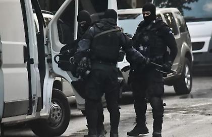 «Λαβράκια» από την έρευνα της αντιτρομοκρατικής: Εξιχνιάστηκαν 5 υποθέσεις, συνελήφθησαν 10 άτομα - Τα επόμενα βήματα