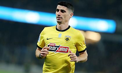 Έφτασε τις 100 ασίστ ο Μάνταλος - Το video που του αφιέρωσε η ΑΕΚ