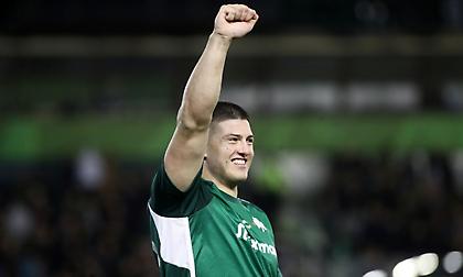 «Τρελαίνομαι»: Το μήνυμα του Γιώργου Καρλαύτη μετά την αποθέωση στη Λεωφόρο