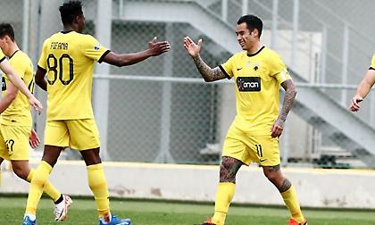 Έβαλε γκολ με την ΑΕΚ Β ο Αραούχο - Βλέπει το ματς ο Αλμέιδα (video)