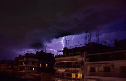 Έκτακτο δελτίο επιδείνωσης καιρού: Ισχυρές βροχές και καταιγίδες από απόψε το βράδυ