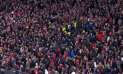 Αγωνία στο «Σαν Μαμές»: Καθυστέρησε το β’ μέρος λόγω ιατρικού συμβάντος στην κερκίδα