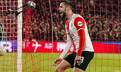 Όταν... σοβαρεύτηκε, καθάρισε την αξιόμαχη Χρόνινχεν και έκλεισε θέση για τον τελικό η Φέγενορντ!