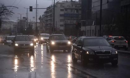 Συννεφιασμένη... Παρασκευή: Βροχές και καταιγίδες αύριο στη χώρα