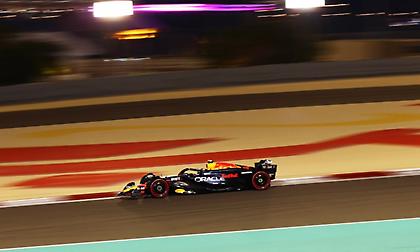 Από εκεί που το... άφησε ο Φερστάπεν: Πήρε την πρώτη pole position της σεζόν ο «Ιπτάμενος Ολλανδός»!