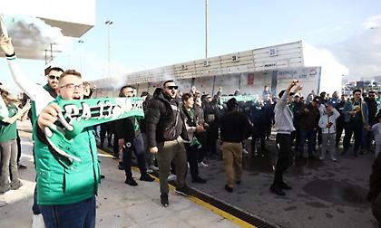 Θερμή υποδοχή και αποθέωση για την αποστολή του Παναθηναϊκού στo Hράκλειο!