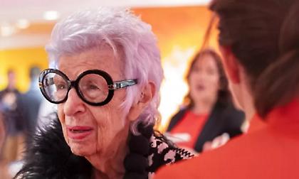 Πέθανε σε ηλικία 102 ετών η Ίρις Άπφελ, η πιο μοδάτη και εκκεντρική γυναίκα του κόσμου