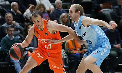 Έτρεχε με... 111 και έκανε πάρτι με την Παλένθια η Βαλένθια!