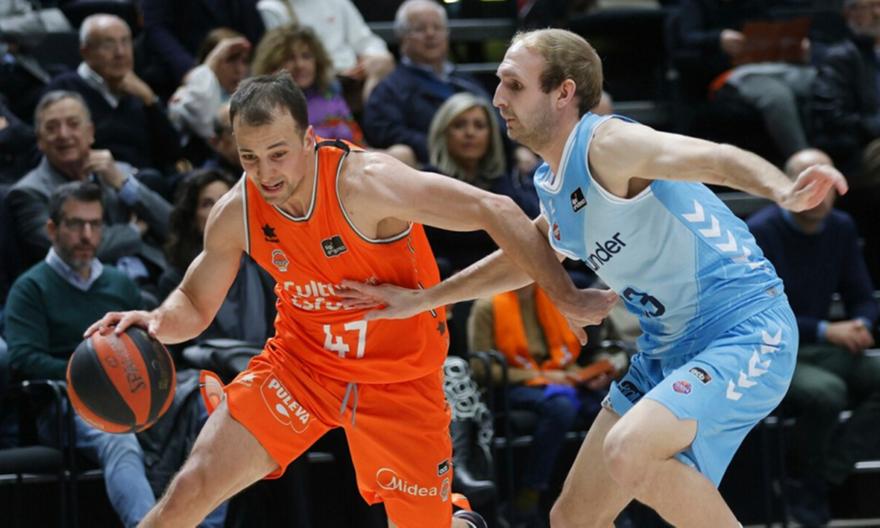 Βαλένθια-Παλένθια 111-93