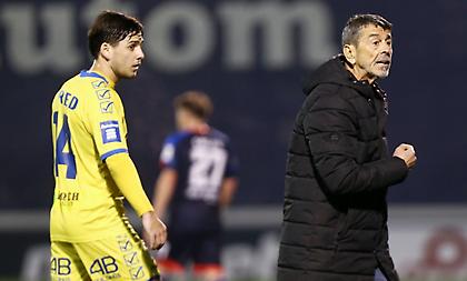 Πετράκης: «Όταν δεν μπορείς να νικήσεις, είναι σημαντικό να μην χάσεις - Ευκαιρία του Παναιτωλικού το Κύπελλο»