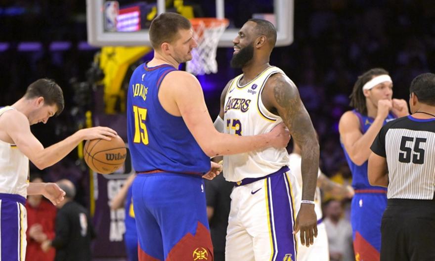 Λέικερς-Νάγκετς: Έφτασε τους 40.000 πόντους ο Λεμπρόν Τζέιμς