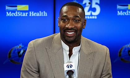 Αρίνας: «Διώξτε τους Ευρωπαίους από το ΝΒΑ! Κανείς δεν παίζει άμυνα, μόνο Γιάννης και Γκομπέρ»