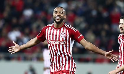 Γράφει ιστορία στον Ολυμπιακό ο Ελ Καμπί, μόνο ο Σιδέρης έχει καλύτερο σερί από τον Μαροκινό