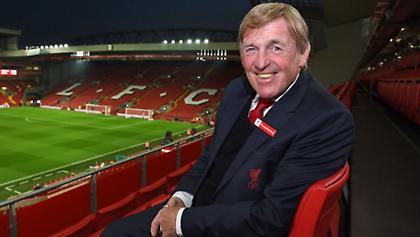 «Χρόνια πολλά Σερ Κένι Νταλγκλίς!»: Μπορεί να σβήνει 73 κεράκια, αλλά για τους οπαδούς είναι πάντα ο βασιλιάς!