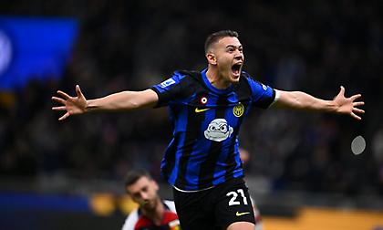 Δεν πιάνεται η Ίντερ, καθάρισε με λίγο άγχος την Τζένοα και έφυγε στο +15!