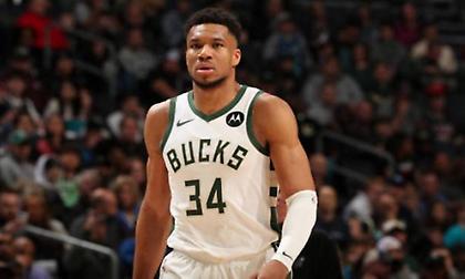 Χάνει το ματς με Κλίπερς ο Giannis