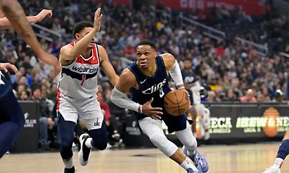 Χειρουργήθηκε ο Γουέστμπρουκ, προλαβαίνει τα playoffs