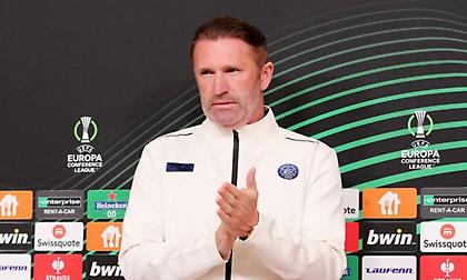 Κιν: «Πολύ ισχυρή ομάδα με ποιοτικούς παίκτες και με εξαιρετική ατμόσφαιρα στο γήπεδό του ο Ολυμπιακός»