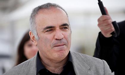 Ρωσία: Ο Γκάρι Κασπάροφ στη λίστα «τρομοκρατών και εξτρεμιστών»