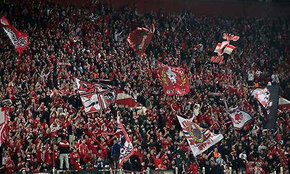 Σείστηκε το «Γ. Καραισκάκης» κατά την είσοδο των παικτών του Ολυμπιακού!