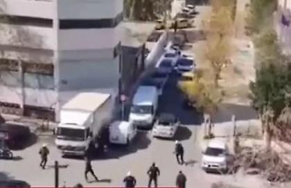 Βίντεο από την κινηματογραφική καταδίωξη στη Λιοσίων: Oι επικίνδυνοι ελιγμοί