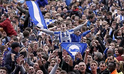 Οπαδοί της Μπράιτον δέχθηκαν επίθεση με μαχαίρια στο κέντρο της Ρώμης!