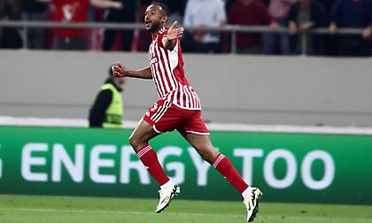 Νικολακόπουλος: «Δεν μπορεί να σκοράρει μόνο ο Ελ Κααμπι στον Ολυμπιακό, έχει βάλει 9 από τα 11 τελευταία γκολ»