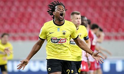 Τσακίρης: «Κεφάλαιο για την ΑΕΚ στα μεγάλα ματς ο Λιβάι – Άσχημο και άδικο να ξεκινάμε με δύο κεκλεισμένων»