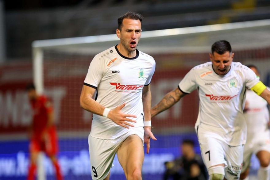 Νέα Σαλαμίνα-Δόξα Κατωκοπιάς 0-1