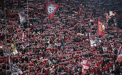 Ντόπες από τη Θύρα 7 στην προπόνηση του Ολυμπιακού: «Πάμε να πάρουμε το πρωτάθλημα - Μην φοβάστε κανέναν»