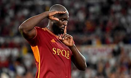 Καλά μαντάτα για τη Ρόμα: Ο Λουκάκου θέλει να παραμείνει στην ομάδα